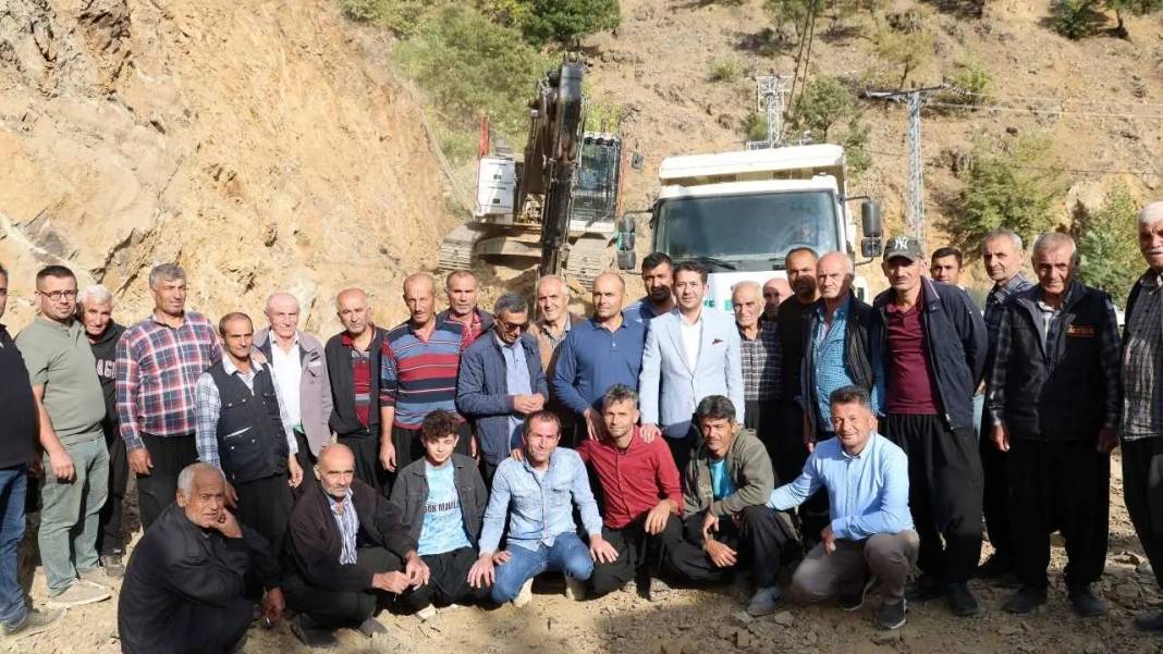 Adana’da 50 Yıllık Yol Sorunu Çözüldü! Kışın Ulaşım Kabusu Sona Erdi 3